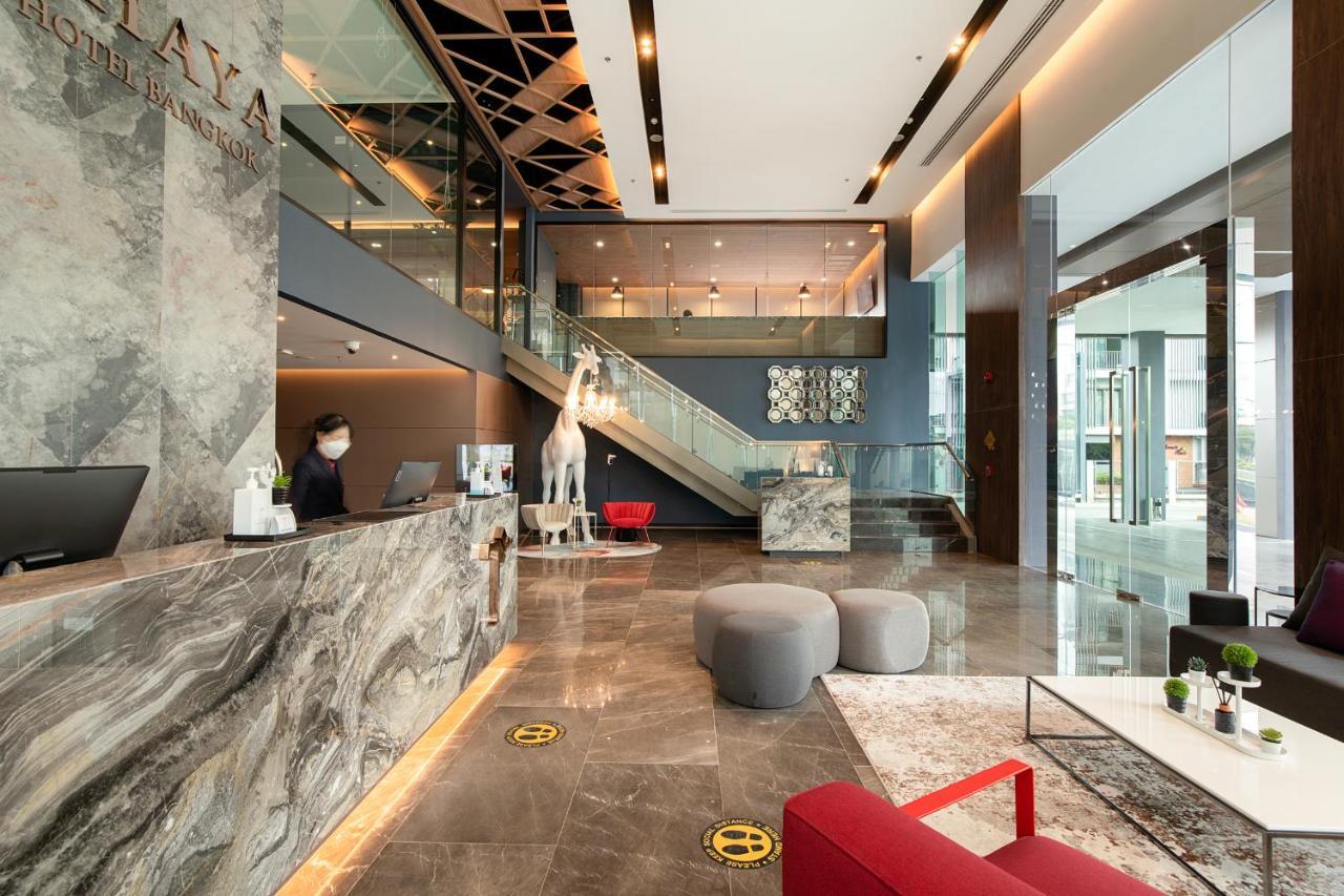 Thaya Hotel Bangkok Bagian luar foto