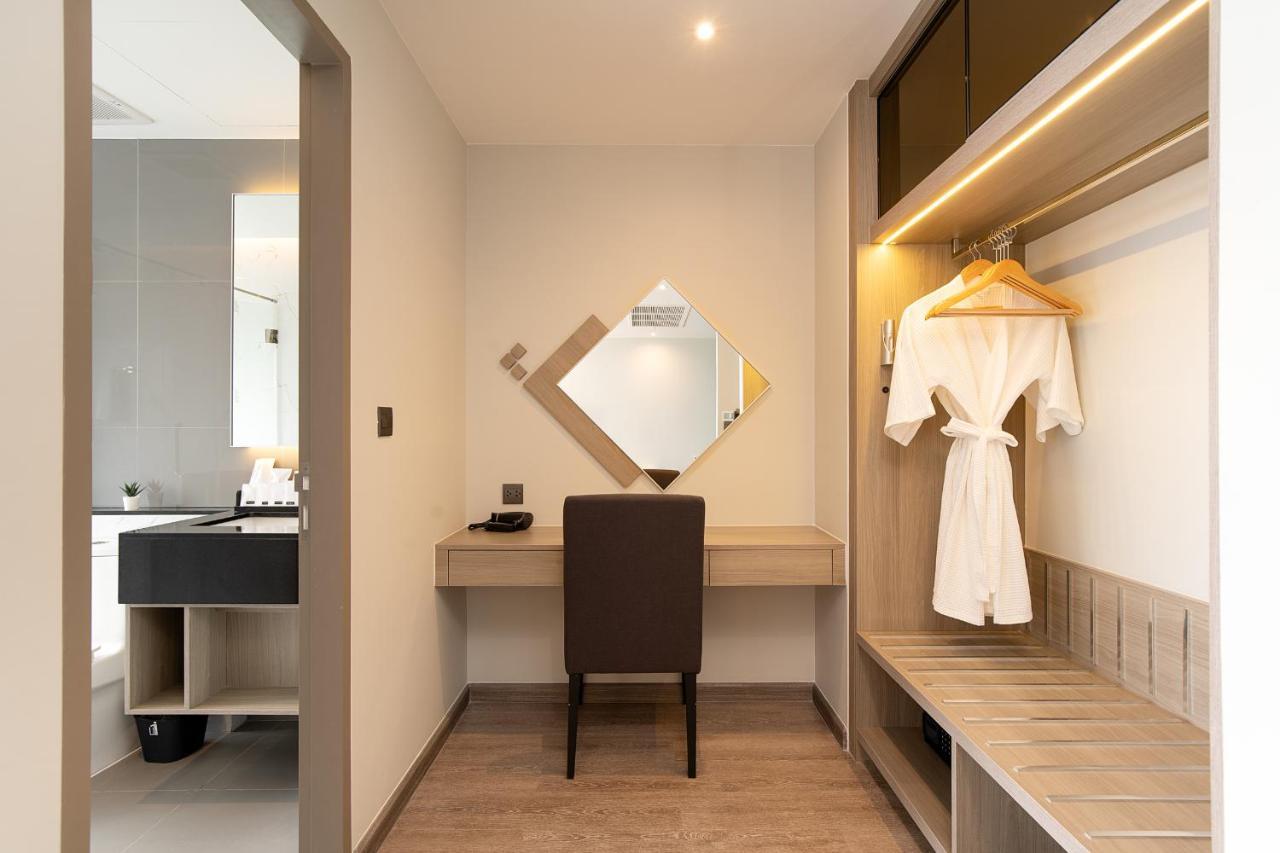 Thaya Hotel Bangkok Bagian luar foto