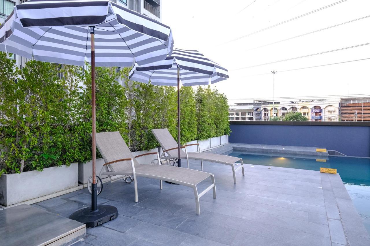 Thaya Hotel Bangkok Bagian luar foto